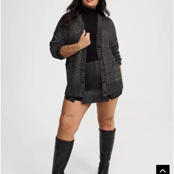 New Torrid metallic and deep black Open-Front Cardigan Sz 4x - Picture 2 of 5